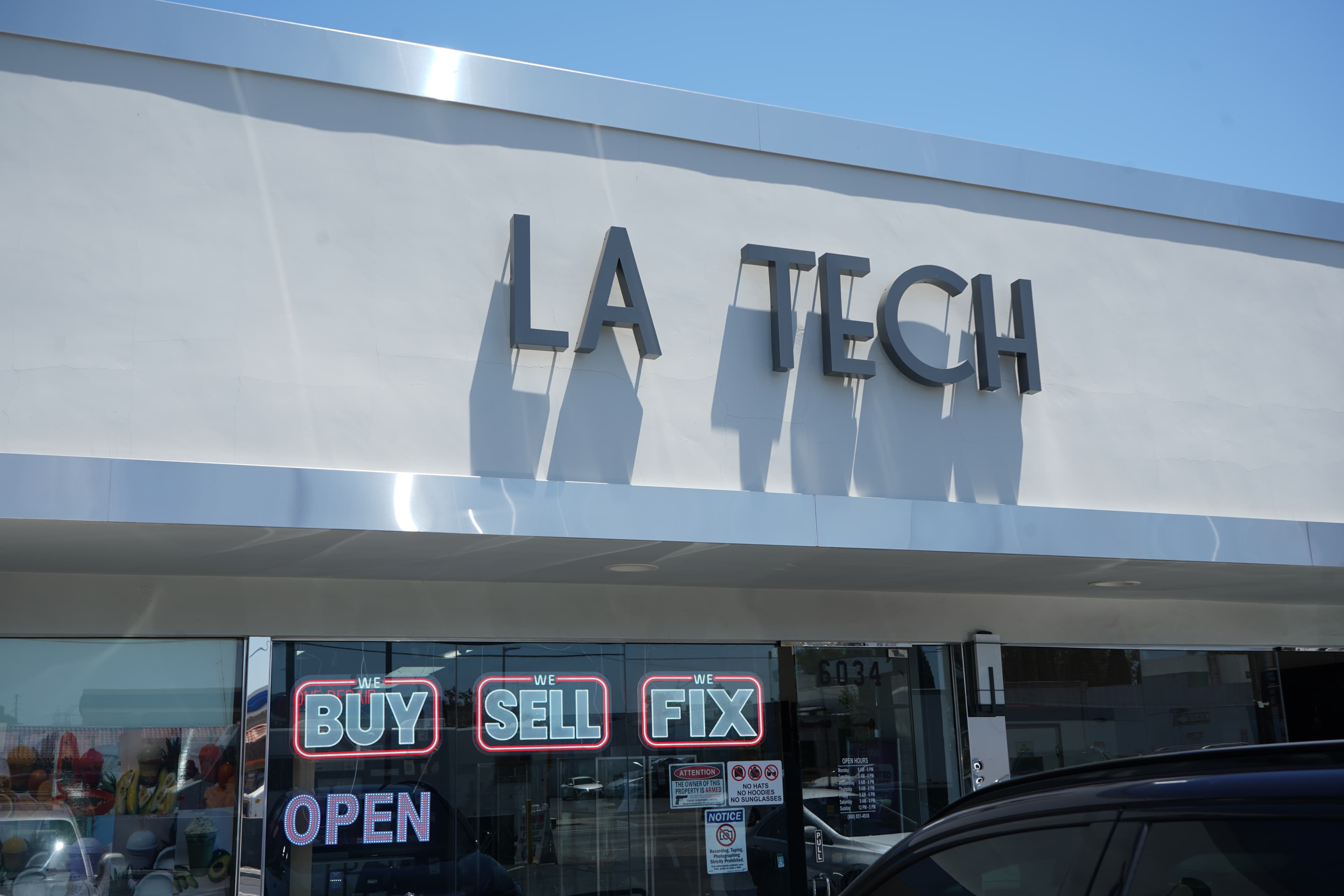 L.A. Tech Repairs storefront and service floor